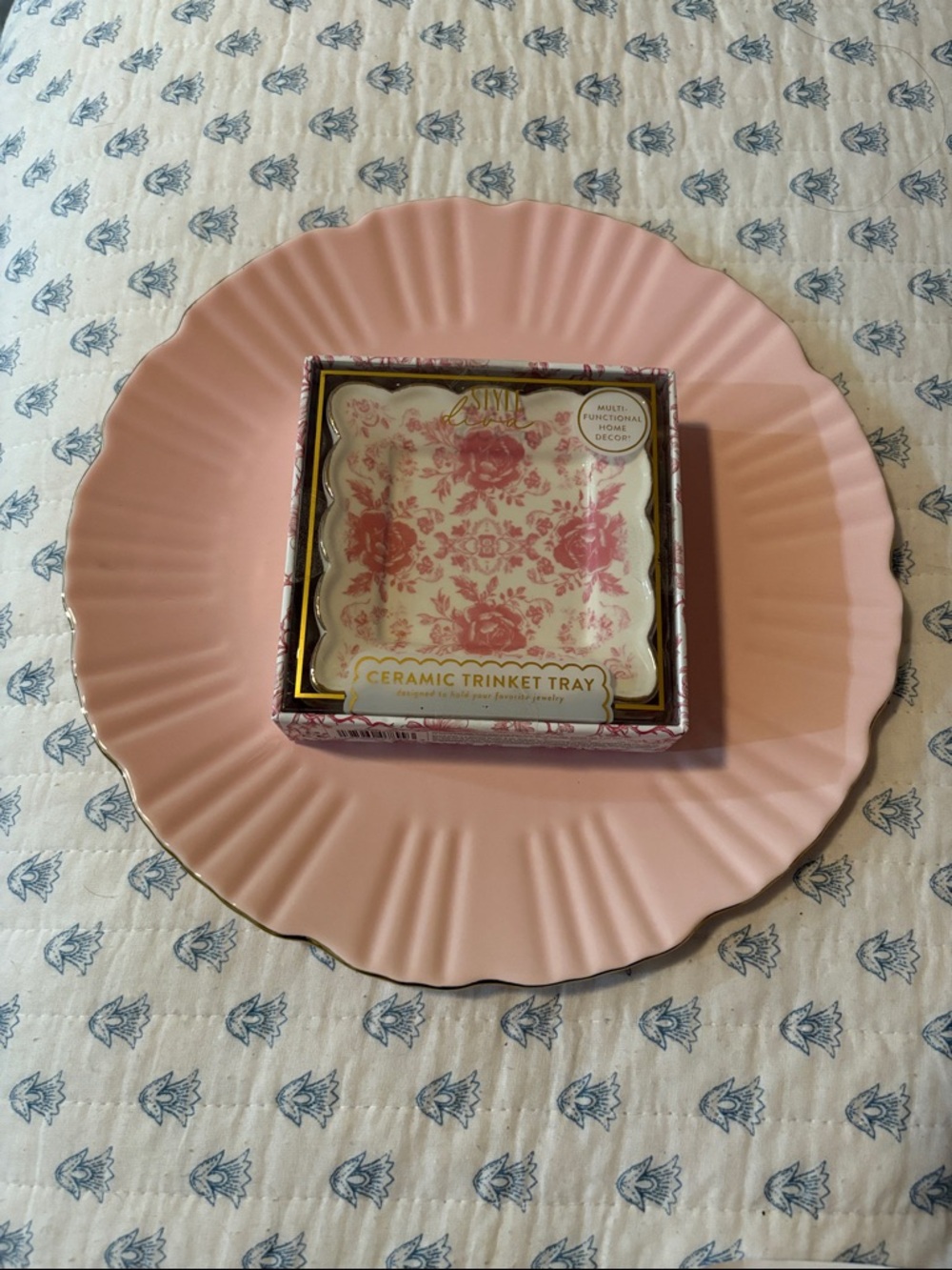 Pink Scalloped Ceramic dinner plate with Pink Floral Trinket Tray